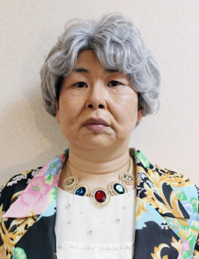 auのサムネイル