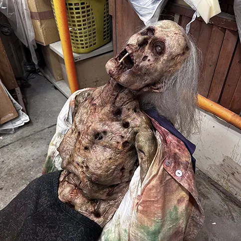 Netflix「地面師たち」のサムネイル